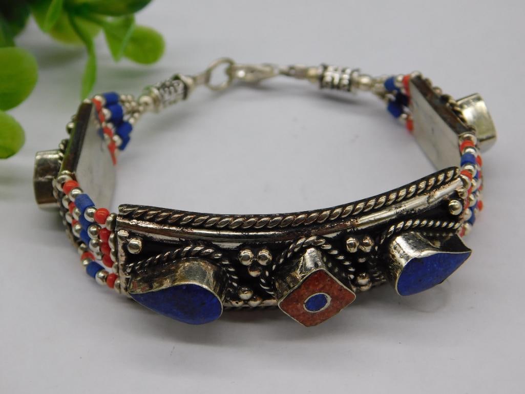 Lapis Lazuli and Red Coral Bracelet: Lapis Lazuli and Red Coral Bracelet