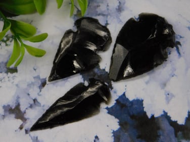 Hand Knapped Obsidian Artifacts Rock Stone Lapidary Specimen
