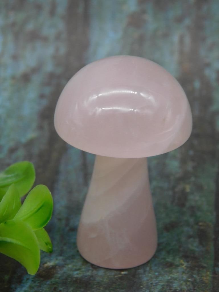 Rose Quartz Mushroom ROCK STONE LAPIDARY SPECIMEN: Rose Quartz Mushroom ROCK STONE LAPIDARY SPECIMEN