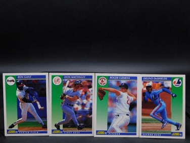 4 Baseball Sports Cards Featuring MLB Players