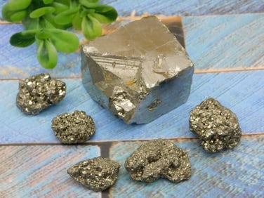 PYRITE ROCK STONE LAPIDARY SPECIMEN