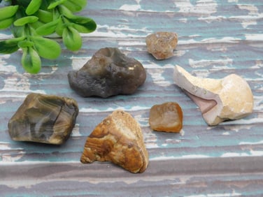 MIXED ROUGH LOT ROCK STONE LAPIDARY SPECIMEN