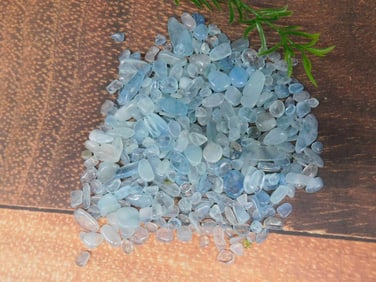 AQUAMARINE ROCK STONE LAPIDARY SPECIMEN