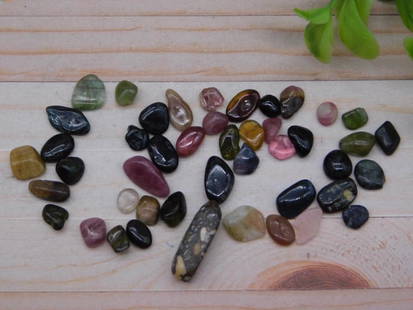 TOURMALINE ROCK STONE LAPIDARY SPECIMEN: TOURMALINE ROCK STONE LAPIDARY SPECIMEN