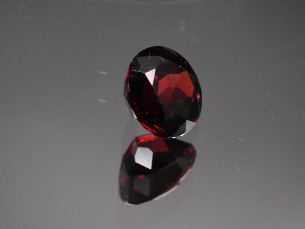 GARNET GEMSTONE ROCK STONE LAPIDARY SPECIMEN: GARNET GEMSTONE ROCK STONE LAPIDARY SPECIMEN