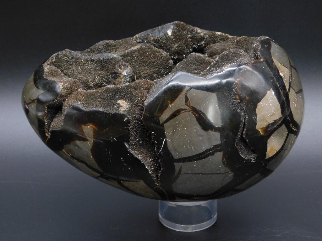 7 POUND SEPTARIAN DRAGON EGG ROCK STONE LAPIDARY SPECIMEN: 7 POUND SEPTARIAN DRAGON EGG ROCK STONE LAPIDARY SPECIMEN