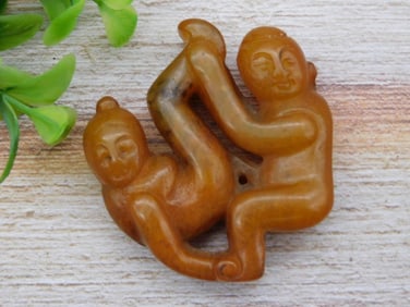 CARVED JADE ROCK STONE LAPIDARY SPECIMEN