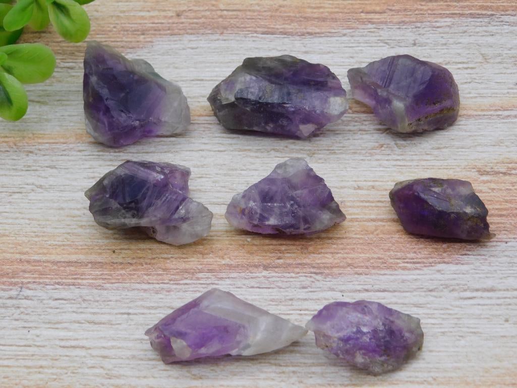 AMETHYST ROCK STONE LAPIDARY SPECIMEN: AMETHYST ROCK STONE LAPIDARY SPECIMEN