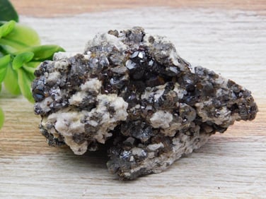 CHALCEDONY ROCK STONE LAPIDARY SPECIMEN