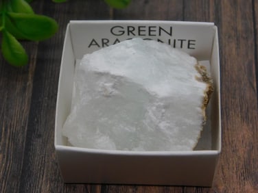 GREEN ARAGONITE ROCK STONE LAPIDARY SPECIMEN