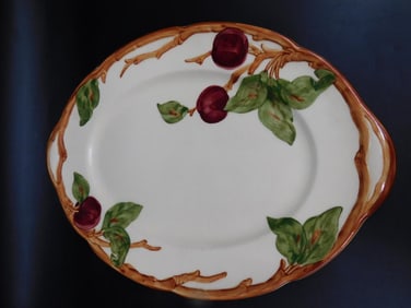 FRANCISCAN APPLE PLATE VINTAGE ANTIQUE