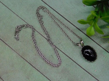 GENUINE STONE PENDANT ON CHAIN NECKLACE ROCK STONE LAPIDARY SPECIMEN