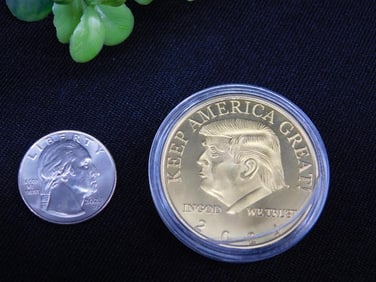 Commemorative Gold-Tone Donald Trump Coin in Capsule
