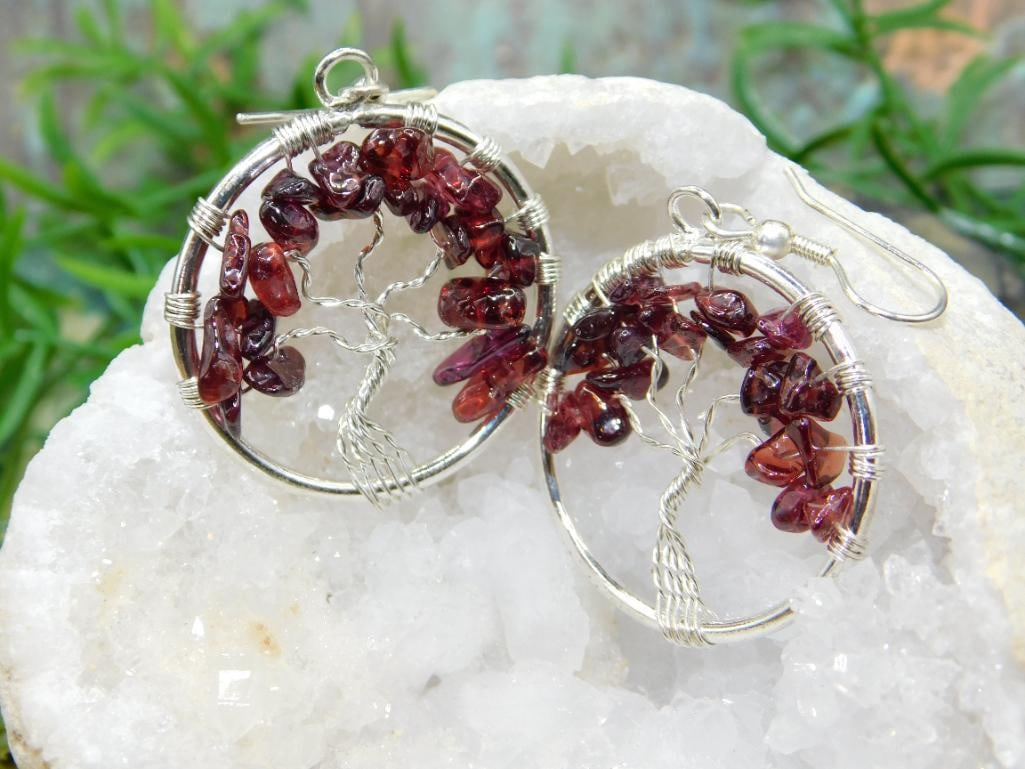 GARNET WIRE TREE EARRINGS ROCK STONE LAPIDARY SPECIMEN: GARNET WIRE TREE EARRINGS ROCK STONE LAPIDARY SPECIMEN