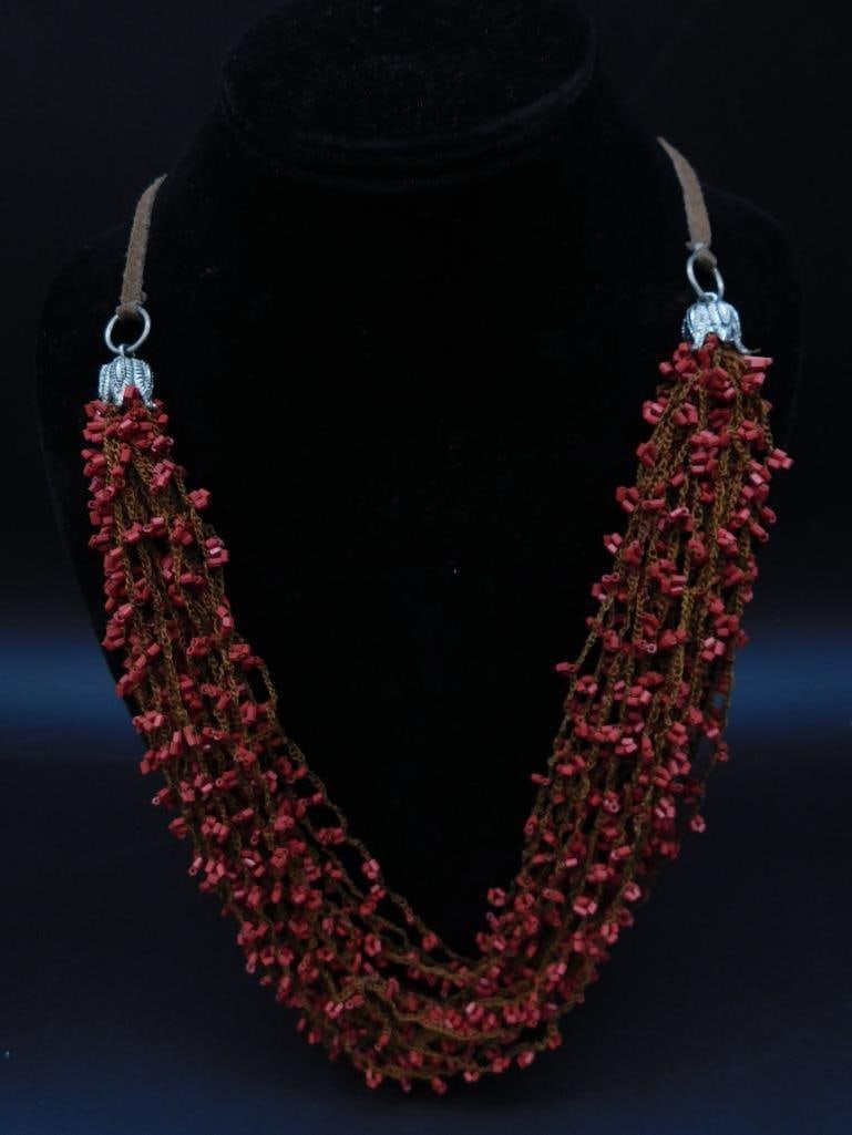 BEADED NECKLACE VINTAGE ANTIQUE: BEADED NECKLACE VINTAGE ANTIQUE