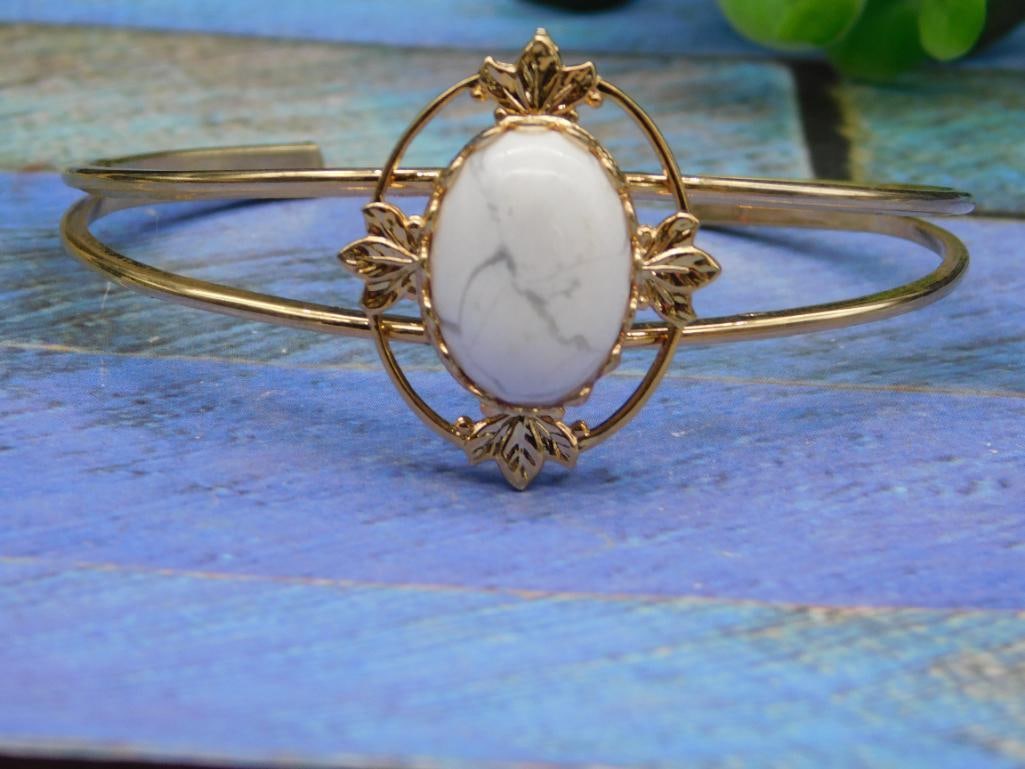 STONE METAL CUFF BRACELET ROCK STONE LAPIDARY SPECIMEN: STONE METAL CUFF BRACELET ROCK STONE LAPIDARY SPECIMEN