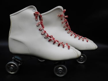 STREET KING ROLLER DERBY OUT DOOR SKATES WITH ORIGINAL BOX VINTAGE ANTIQUE