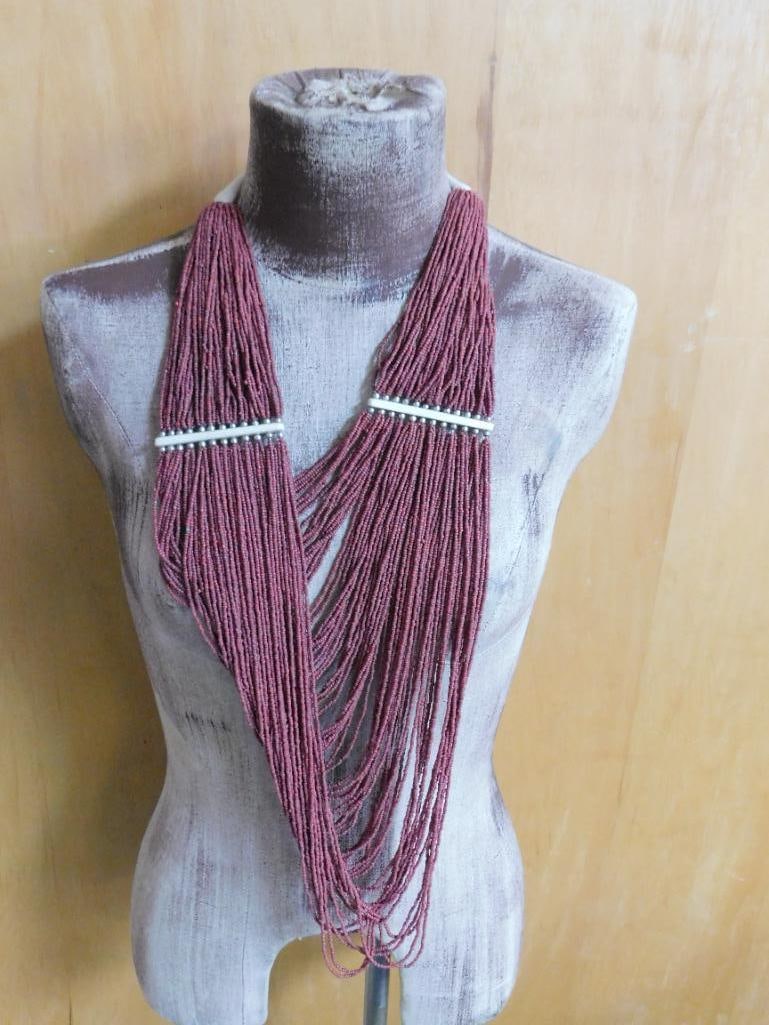 SEED BEAD NECKLACE VINTAGE ANTIQUE: WELCOME TO HATMAN AUCTIONS! SPECIAL NOTICE: Please see photos for measurements and descriptions. ***Yes, we have in house shipping with MANY REPEAT CUSTOMERS because of our streamlined service. ****We