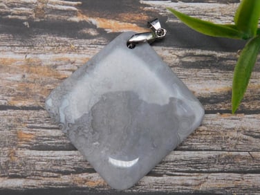 STONE PENDANT ROCK STONE LAPIDARY SPECIMEN