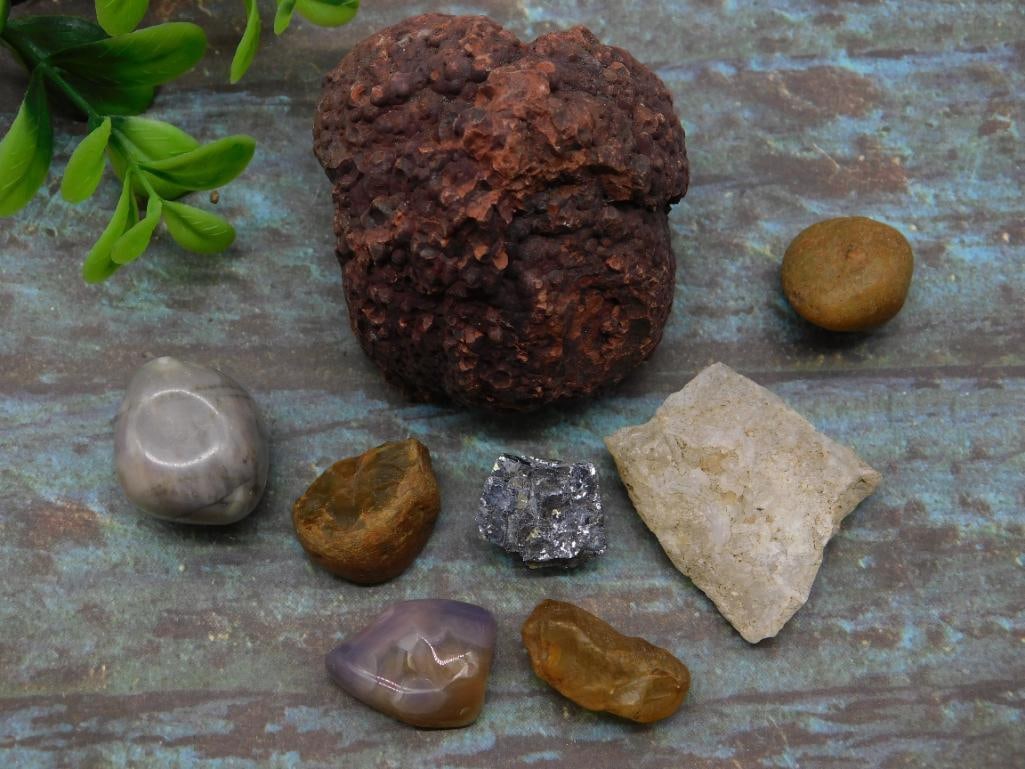 MIXED LOT ROCK STONE LAPIDARY SPECIMEN: WELCOME TO HATMAN AUCTIONS! SPECIAL NOTICE: Please see photos for measurements and descriptions. ***Yes, we have in house shipping with MANY REPEAT CUSTOMERS because of our streamlined service. ****We