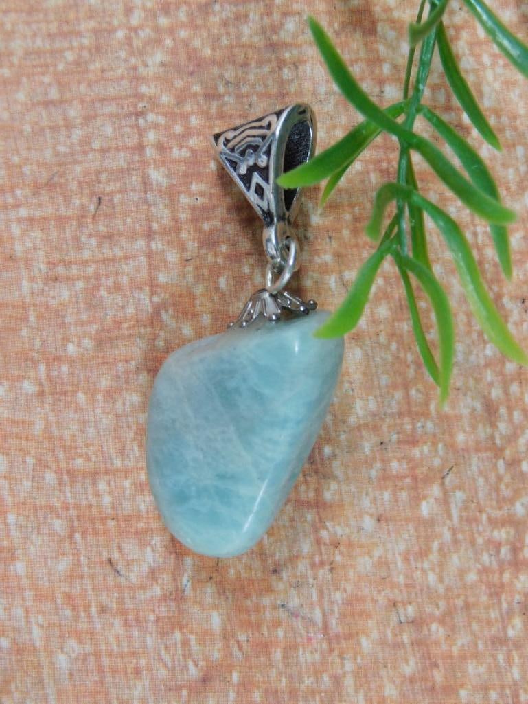 AMAZONITE PENDANT ROCK STONE LAPIDARY SPECIMEN: WELCOME TO HATMAN AUCTIONS! SPECIAL NOTICE: Please see photos for measurements and descriptions. ***Yes, we have in house shipping with MANY REPEAT CUSTOMERS because of our streamlined service. ****We