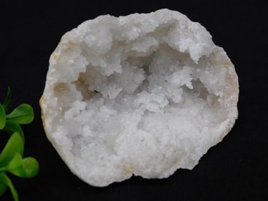 Geode ROCK STONE LAPIDARY SPECIMEN