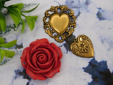 Mixed Pendant Lot
