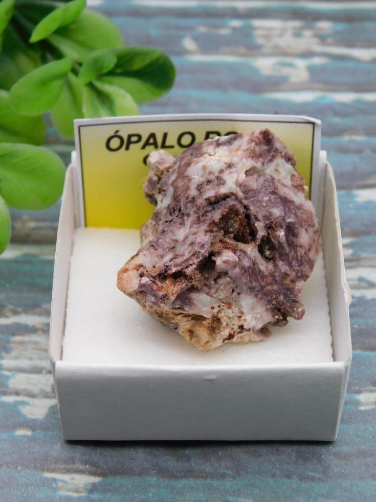 ROSE OPAL ROCK STONE LAPIDARY SPECIMEN: ROSE OPAL ROCK STONE LAPIDARY SPECIMEN