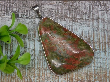 UNAKITE PENDANT ROCK STONE LAPIDARY SPECIMEN