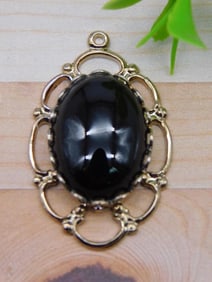 OBSIDIAN PENDANT ROCK STONE LAPIDARY SPECIMEN