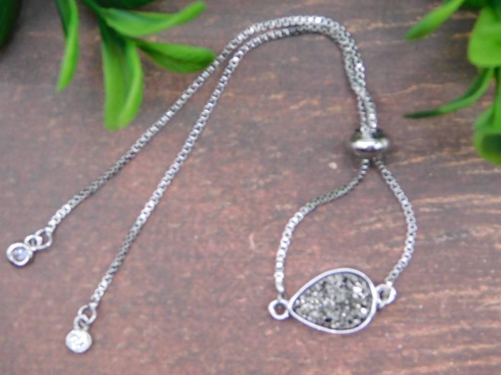 DRUZY QUARTZ ADJUSTABLE BRACELET ROCK STONE LAPIDARY SPECIMEN: DRUZY QUARTZ ADJUSTABLE BRACELET ROCK STONE LAPIDARY SPECIMEN