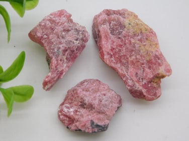 GEM RHODONITE ROCK STONE LAPIDARY SPECIMEN