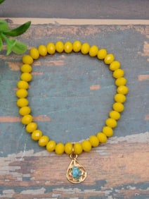 STONE PENDANT ON SPARKLE BEAD BRACELET