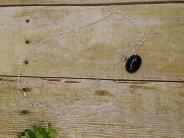 GENUINE STONE PENDANT ON CHAIN NECKLACE