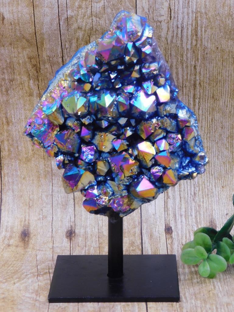 TITANIUM AMETHYST DISPLAY ROCK STONE LAPIDARY SPECIMEN: TITANIUM AMETHYST DISPLAY ROCK STONE LAPIDARY SPECIMEN