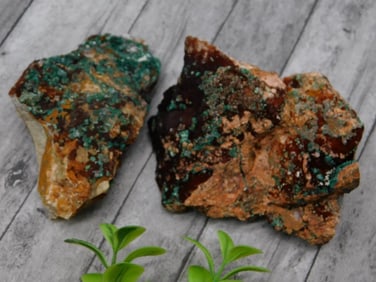 MALACHITE ROCK STONE LAPIDARY SPECIMEN