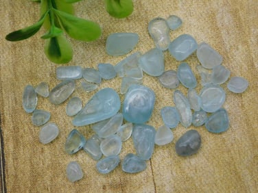 AQUAMARINE ROCK STONE LAPIDARY SPECIMEN