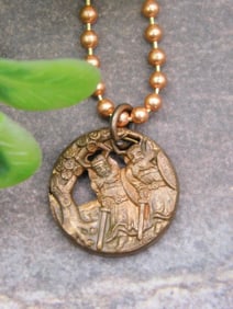 VINTAGE SOLDIERS NECKLACE