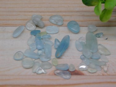 AQUAMARINE ROCK STONE LAPIDARY SPECIMEN