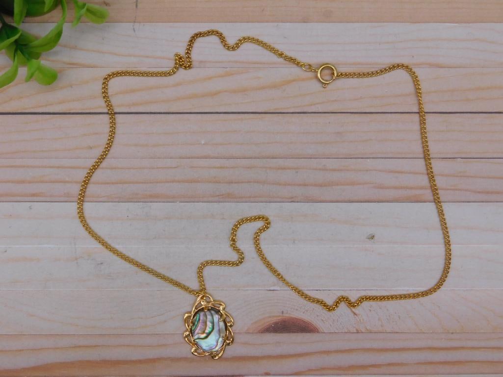 GENUINE STONE PENDANT ON CHAIN NECKLACE ROCK STONE LAPIDARY SPECIMEN: GENUINE STONE PENDANT ON CHAIN NECKLACE ROCK STONE LAPIDARY SPECIMEN