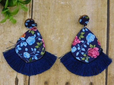 COSTUME JEWELRY EARRINGS