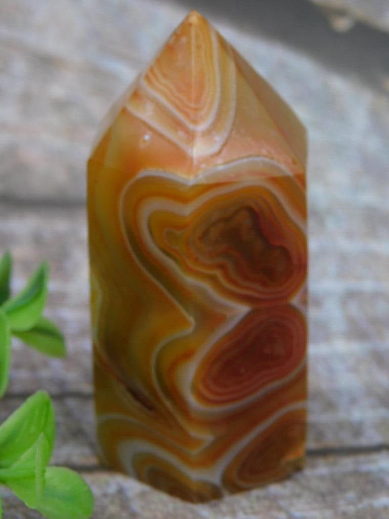 Polished Banded Agate Crystal Point: Polished Banded Agate Crystal Point