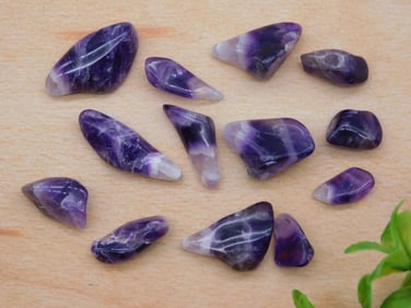 AMETHYST ROCK STONE LAPIDARY SPECIMEN