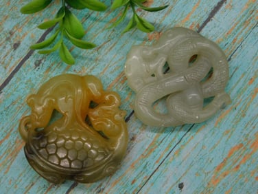 CARVED JADE ROCK STONE LAPIDARY SPECIMEN