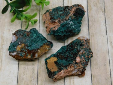 MALACHITE ROCK STONE LAPIDARY SPECIMEN
