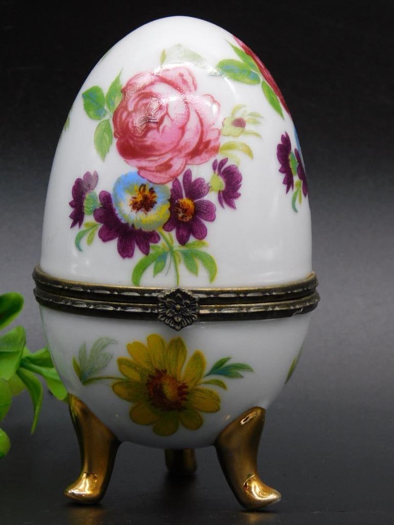 Hand-Painted Porcelain Egg Trinket Box with Florals: Hand-Painted Porcelain Egg Trinket Box with Florals