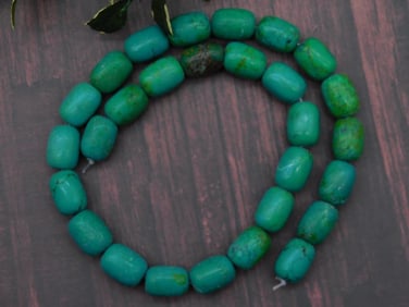 STONE BEADS ROCK STONE LAPIDARY SPECIMEN