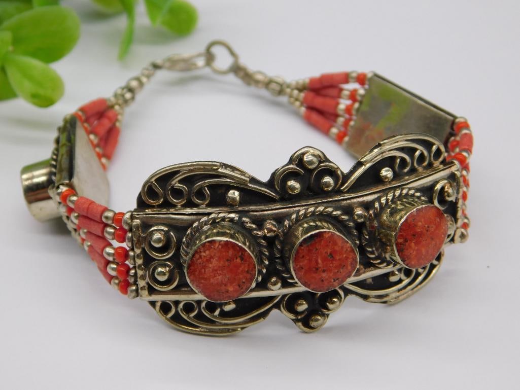 Vintage-Style Bracelet with Red Coral Accents: Vintage-Style Bracelet with Red Coral Accents
