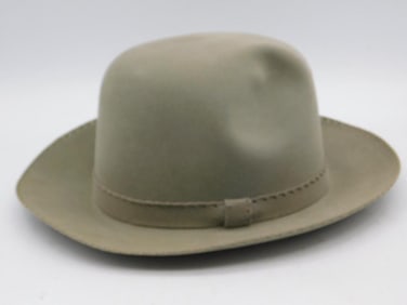 Dobbs Gay Prince Hat with Original Box