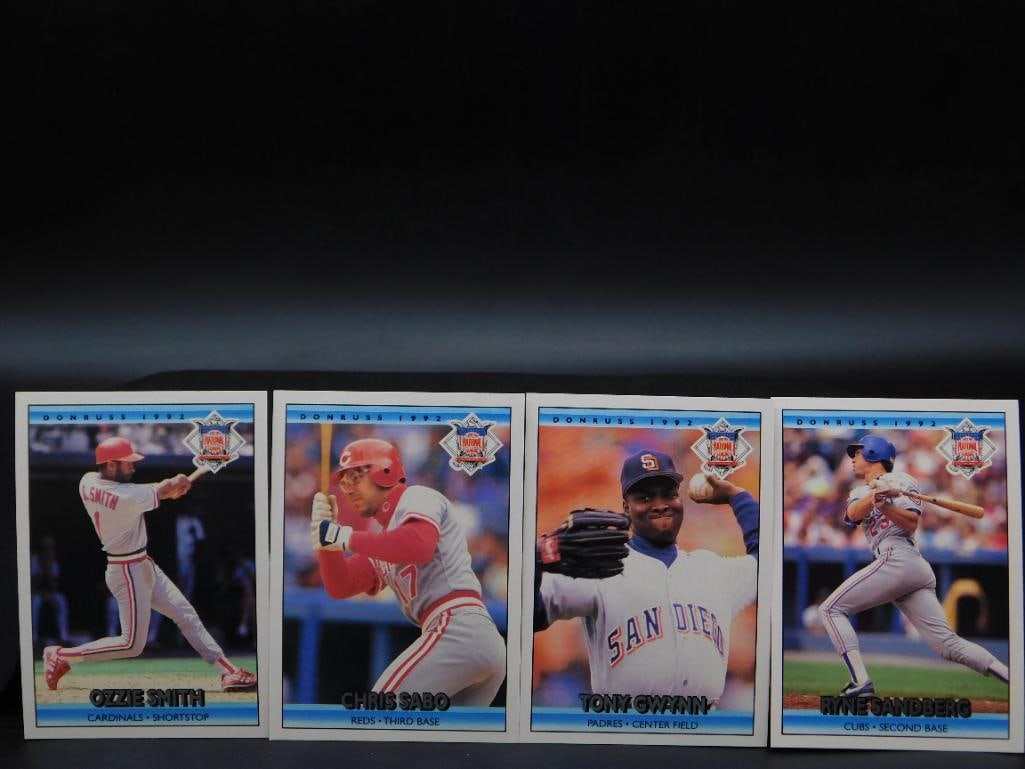 4 Vintage 1990 MLB Baseball Trading Cards (1 of 2)